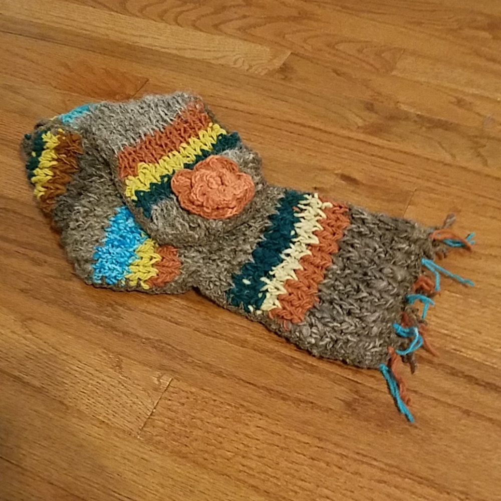 Wool scarf